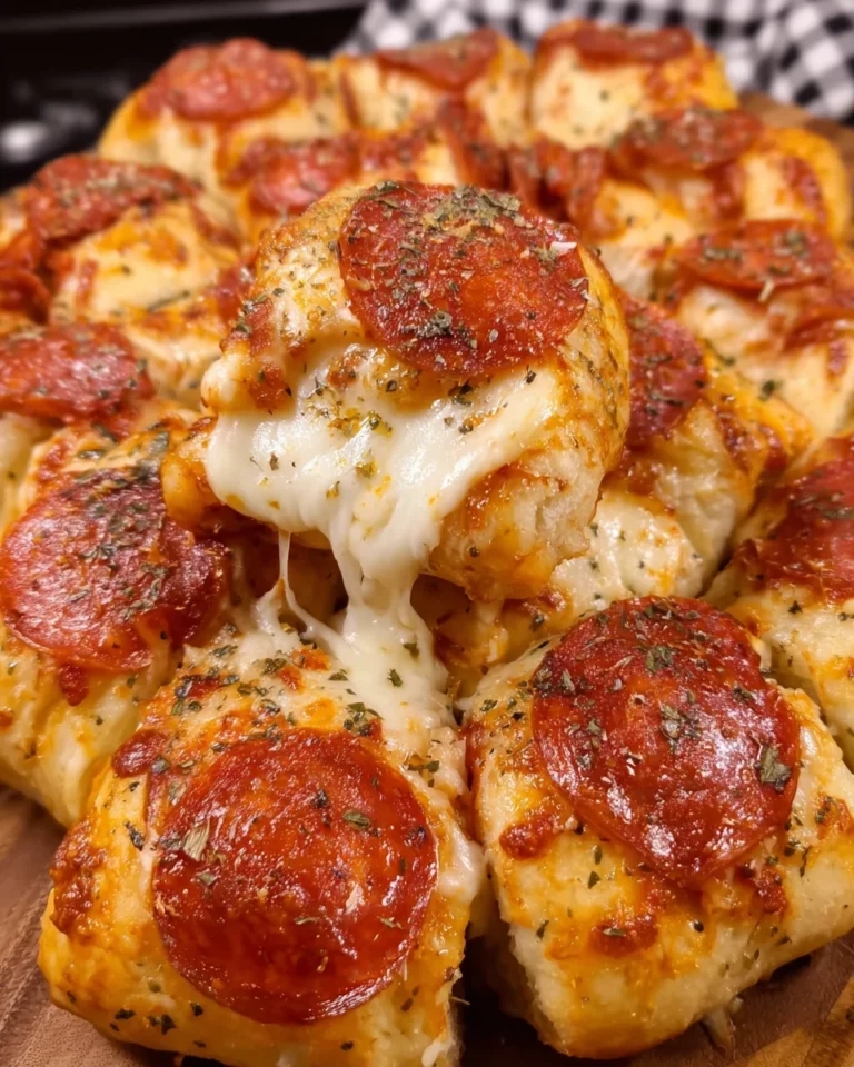 Cheesy crust pizza snacks