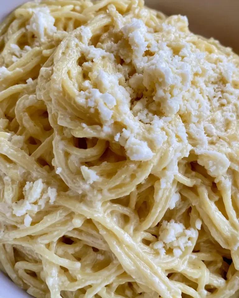White Spaghetti (Espagueti Blanco) – Discover This Creamy Delight