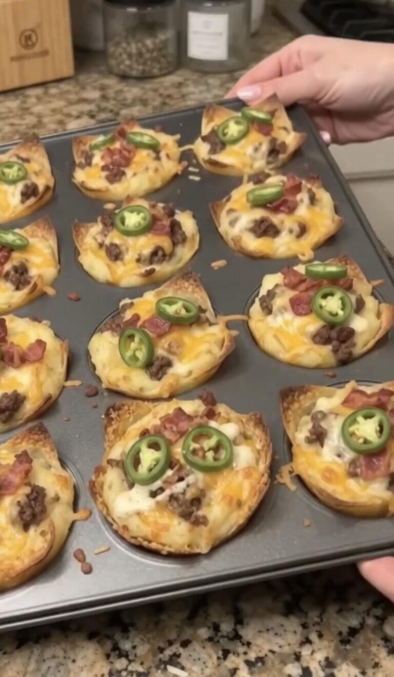Crispy Loaded Garlic Parmesan Cabbage Cheddar Potato Crunch Cups